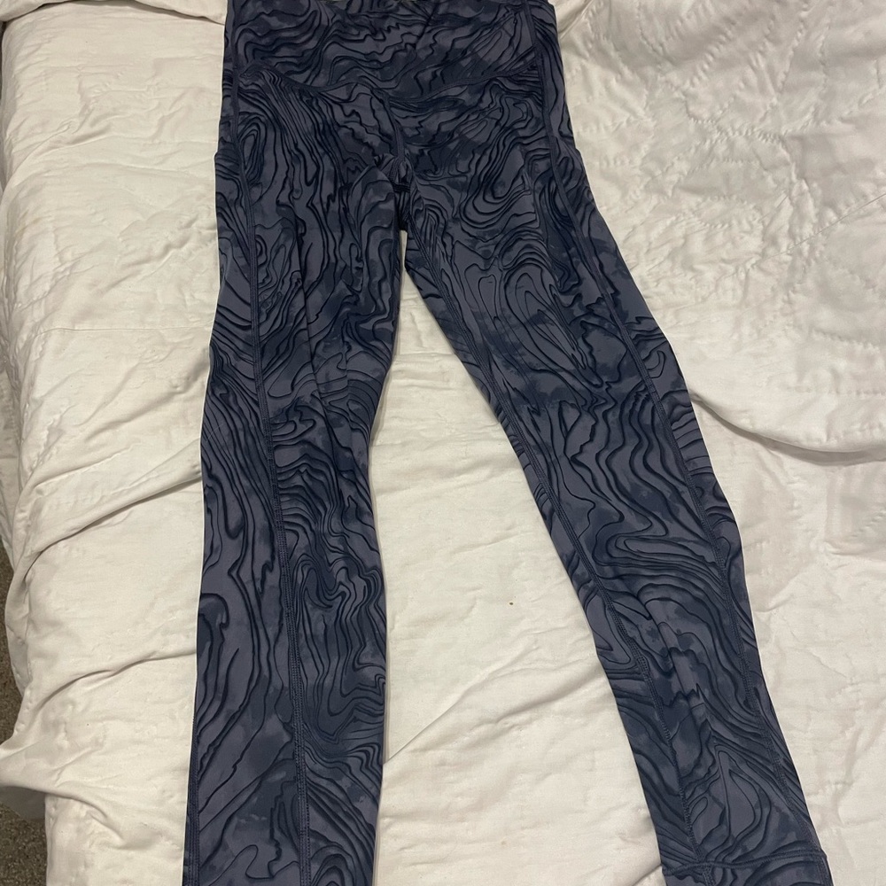Athleta Women's Swirl Patterned Leggings